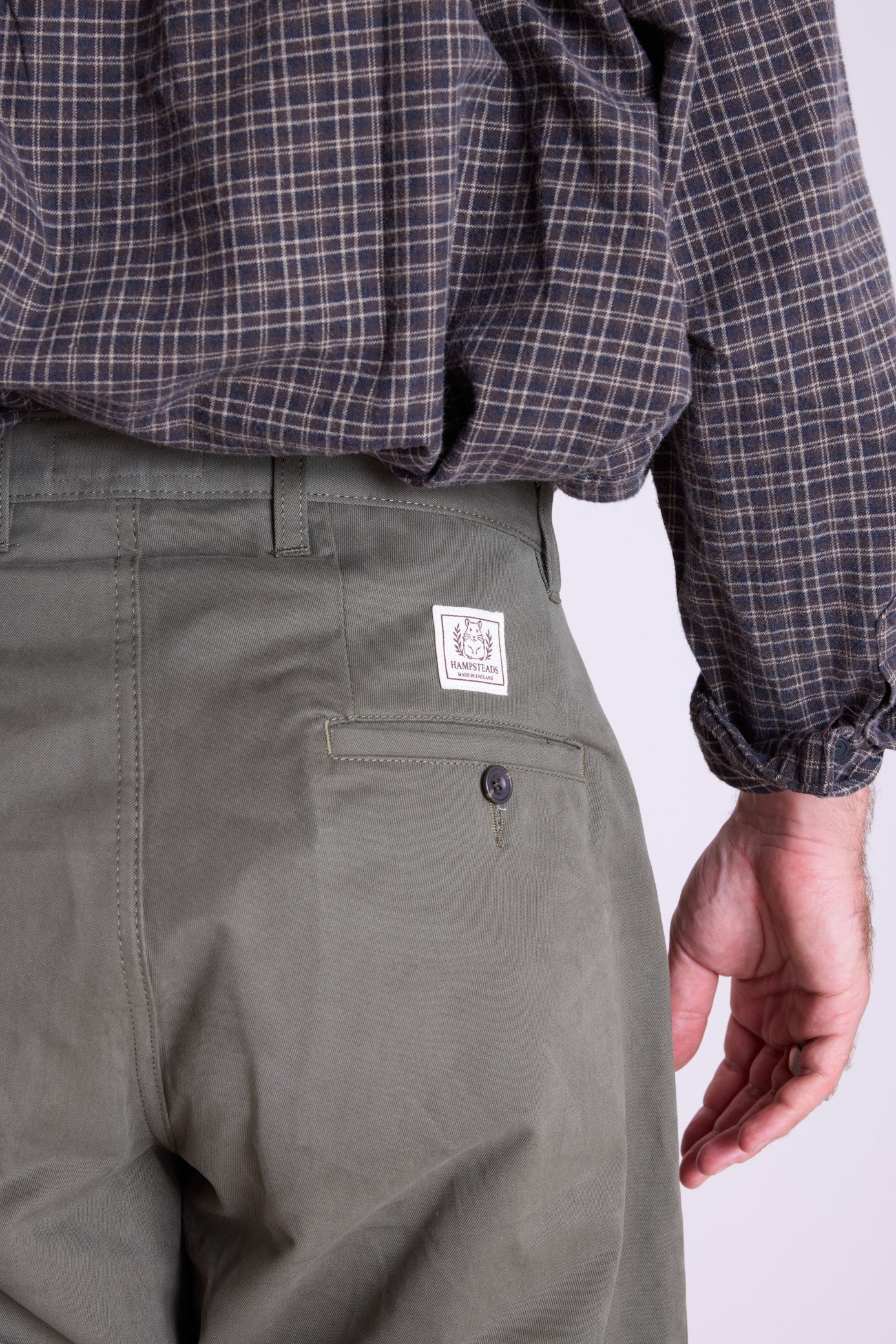 Men’s Relaxed Fit Pleated Trouser - Olive